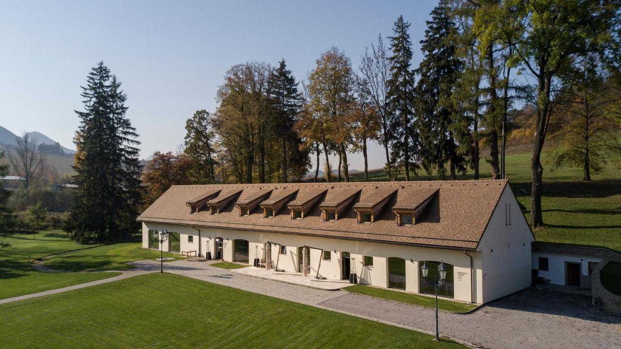 Kastiel Kubinyi (Adults Only) Hotel Dolny Kubin Exterior photo
