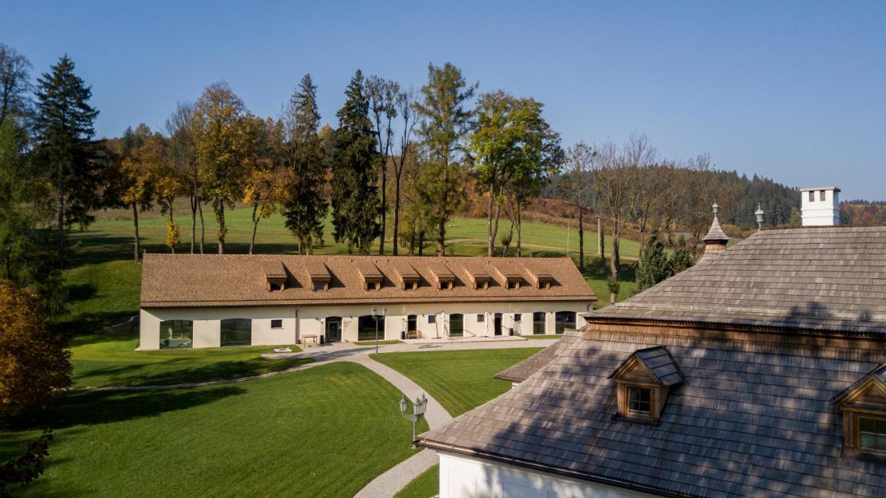 Kastiel Kubinyi (Adults Only) Hotel Dolny Kubin Exterior photo