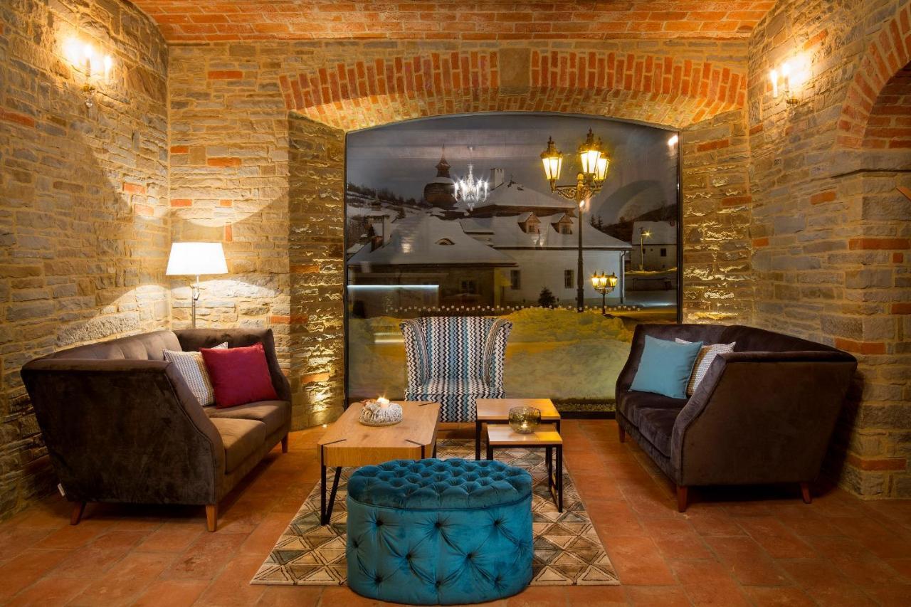 Kastiel Kubinyi (Adults Only) Hotel Dolny Kubin Exterior photo